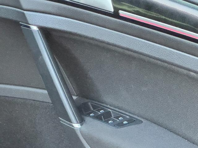 ���p���[�E�C���h�E�X�C�b�`���ӂ��Y��ȏ�Ԃł���