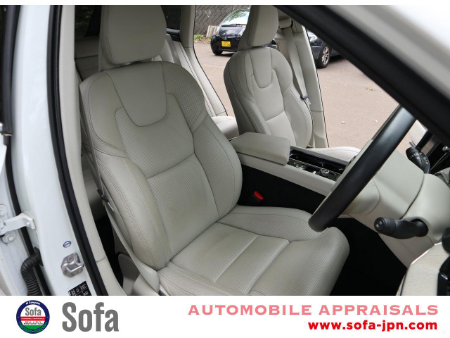 フロントシートもご覧の状態です PWシートはヒーター ベンチレーション付き