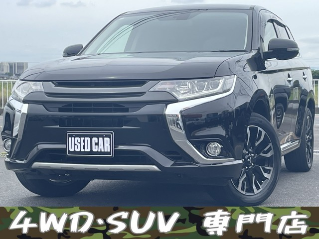 アウトランダーPHEV(三菱) 2.0 G ナビパッケージ 4WD　全方位カメラ 電動Rドア 記録簿 席ヒーター 中古車画像