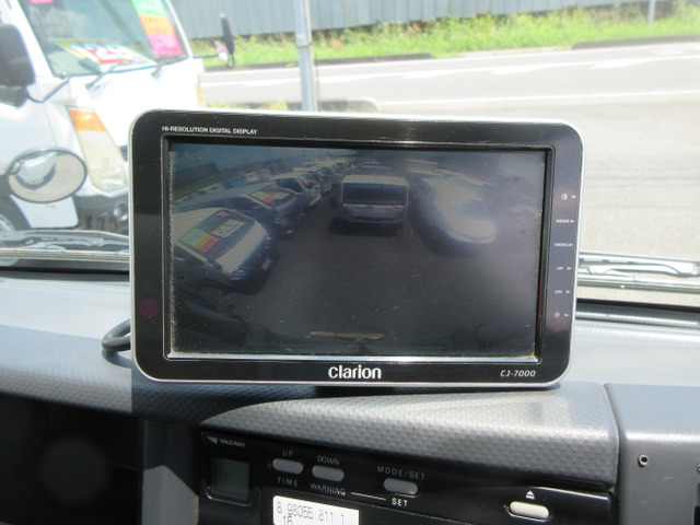 ���o�b�N���j�^�[�t���ł���