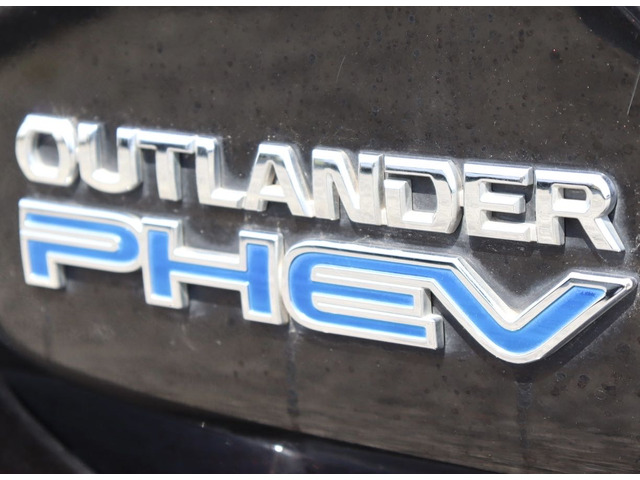 ���`�ύX�̊e�o�^���s����ȕ��ɂ��S�͂ŃT�|�[�g�����Ă��������܂�!