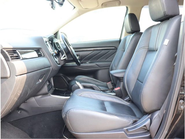 �[�ԑO�ɂ͓����E�O���o��������Y��Ɏd�グ�����Ă��������܂��B