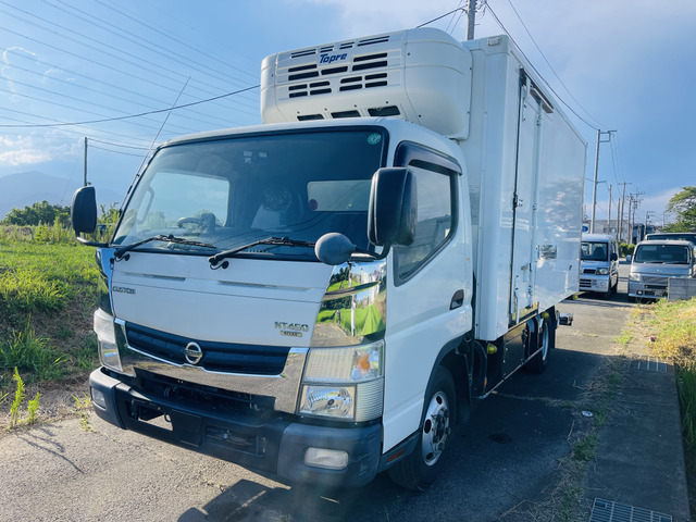 キャンター冷蔵冷凍車