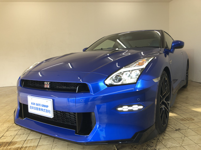 日産R35 GTR　メタリックブルー Blue Nissan GT-R | Nissan USA