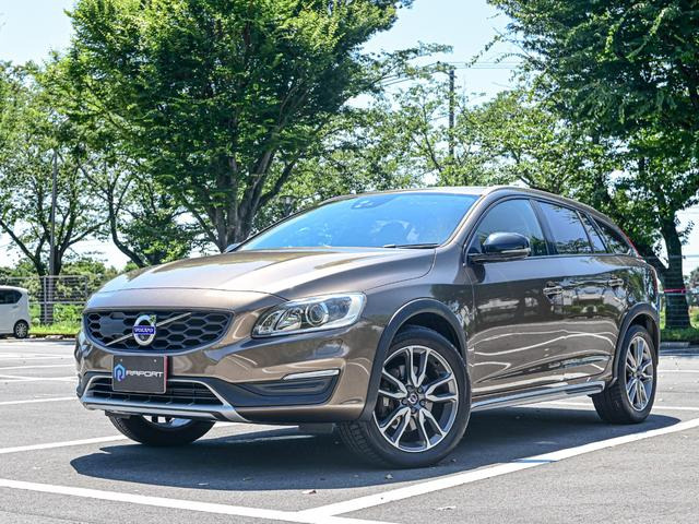 ボルボ V60 クロスカントリー 2015年モデル T5 AWD SEの価格