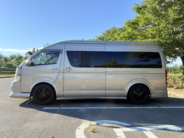 ���X�ł͒���I�Ȋ��C�A��w���łȂǃR���i�E�C���X�΍��O�ꂵ�Ă���܂�!���S���Ă����X���������B