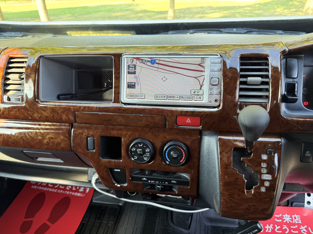 ���X�ł͊֓��E�֐��G���A����d�������K�т̏��Ȃ����Ԃ𑽐��W�����Ă���܂��B�����̎ʐ^���f�ڂ��Ă܂��̂ł��m�F���������B