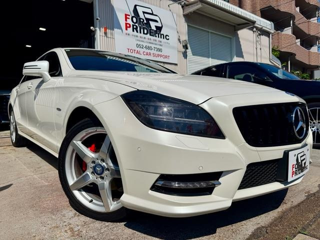 CLSクラス(メルセデス・ベンツ) CLS350 ブルーエフィシェンシー AMG スポーツ パッケージ　パナメリカーナグリル モールラッピング 中古車画像
