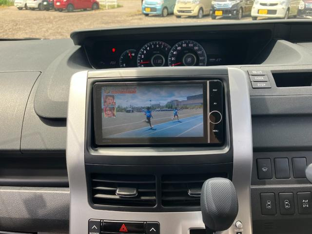 ヴォクシー2.0 X Lエディション 4WD