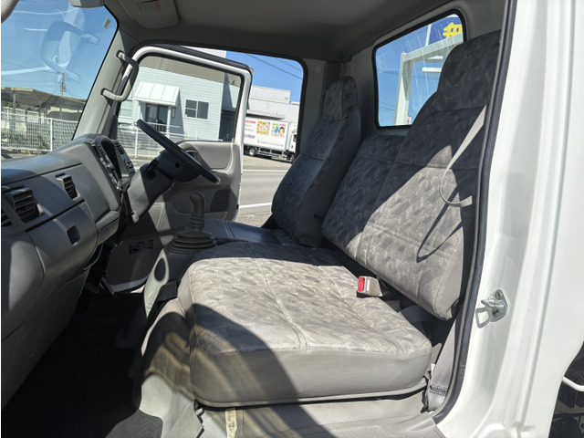 1990cc 1.35t 1.35�g�� �_���v 3�l��� 5�� 5MT 3�y�_�� ���O���d�グ�ς� �����I�[�i�[ ETC�t �K�\���� ���d��3055Kg ���ʖƋ�OK