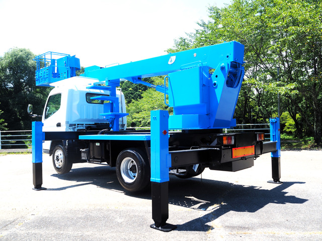 キャンター高所作業車