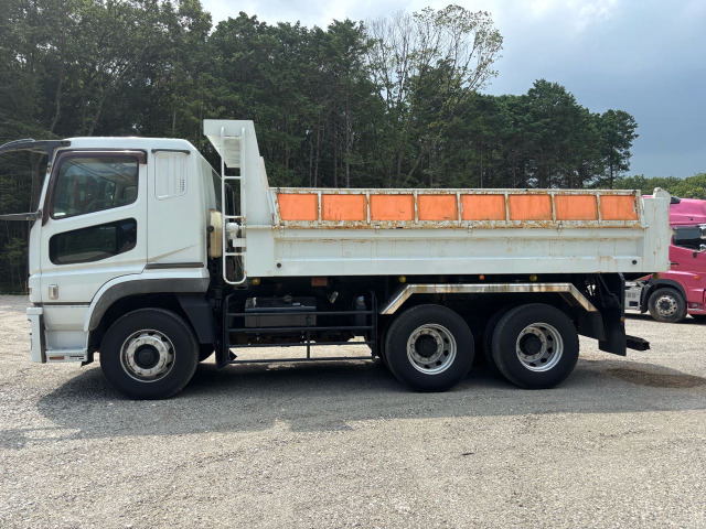 スーパーグレートダンプ