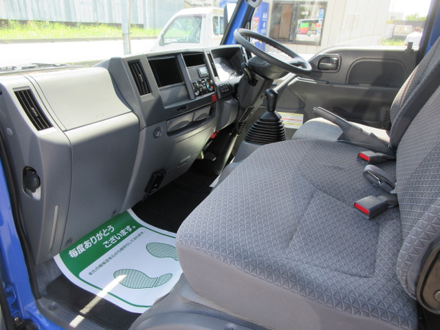 �������E����ȉ��ł����O��3�l��ԂɂȂ�܂���