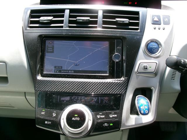 ナビ付き♪旅行やドライブも楽しいひと時!初めての道でも迷うことなくエスコートしてくれます。