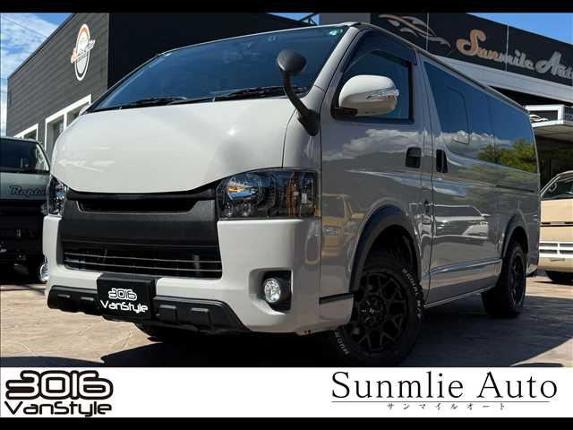 ハイエースバン