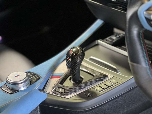 �V�t�g���o�[/7��DCT�𑀍삷��V�t�g���o�[!M���f���͓����I�Ȍ`�����Ă��܂�!�d���Ή΂̃V�t�g�`�F���W��̊���������!