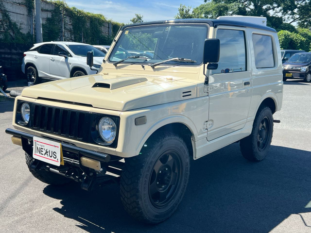 �W���j�[(�X�Y�L) �o�� HC 4WD ���Îԉ摜