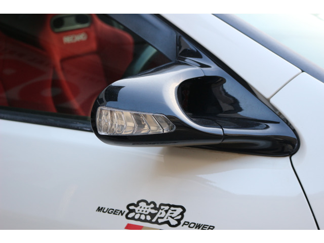 ���K�i�h�[���^�C�v�~���[!�G�A���^�C�v�Ȃ̂ŋ�C�̗�����l������Ă��܂�!