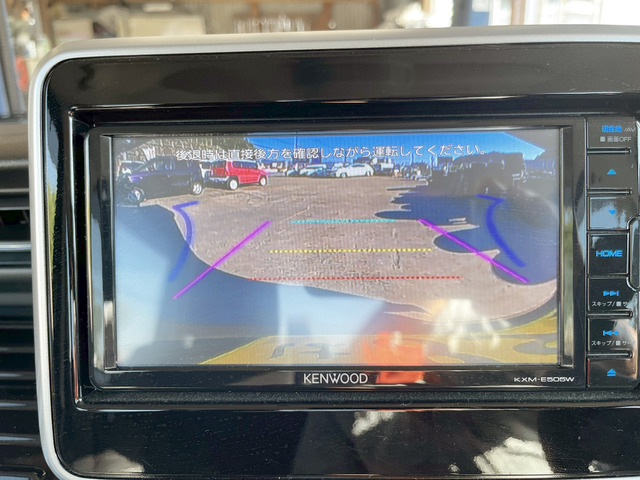 �o�b�N�J����