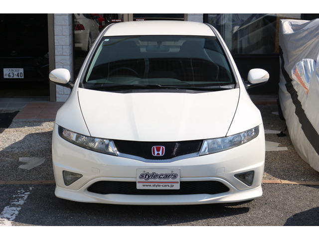 ���T���͌ߑO�����_����!������\�ł�!�ʂ̃X�g�b�N���[�h�ŕۊǂ��Ă��邱�Ƃ�����܂��̂ŁA�����X�O�ɂ͂��d�b�ɂĂ��A��������������ƍK���ł��B���q�l�����҂������Ȃ����߂ɂ������͂����肢���܂�!