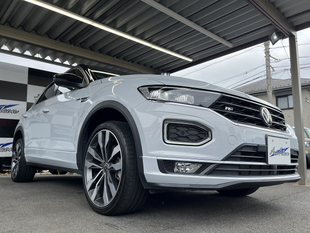 ���Ђł̓t�H�O�����v�E�n�C�r�[���E�ԕ���LED�J�X�^���󂯕t���Ă��܂���