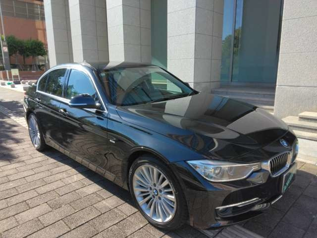 3シリーズセダン(BMW) アクティブハイブリッド3 ラグジュアリー　電動シート/レーンキープアシスト/ナビ 中古車画像