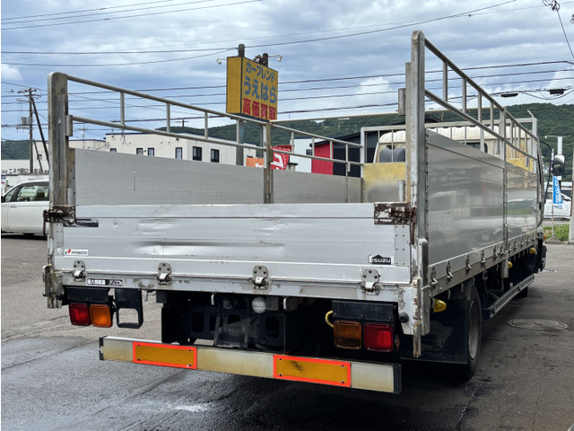 ���Ђł͎ԗ��̓h���E�ˑ����������Ă���܂��̂� ���C�y�Ɏ��q�E�[�ԁE�����E����Ȃǂ��₢���킹�������B �܂��A���X�̉c�Ƃ�9������18���܂łƂȂ��Ă���܂��B