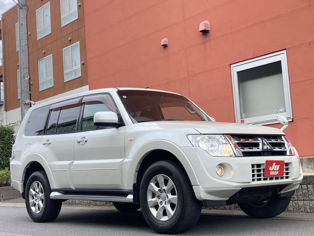 パジェロ(三菱) 3.2 ロング GR ディーゼル 4WD　黒内装・ドラレコ・シートヒーター・禁煙車 中古車画像