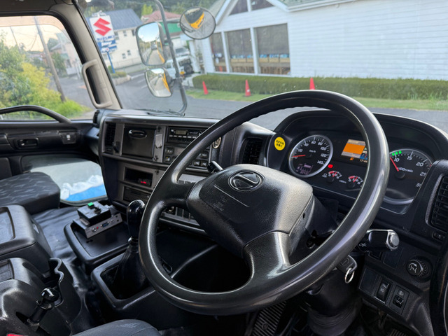 プロフィアミキサー車