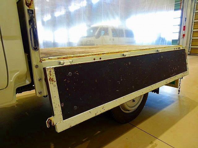 �ב����:209&times;162&times;38 �O���J ������Ɠ�1�� ���A�A�I���`�F�[��2��