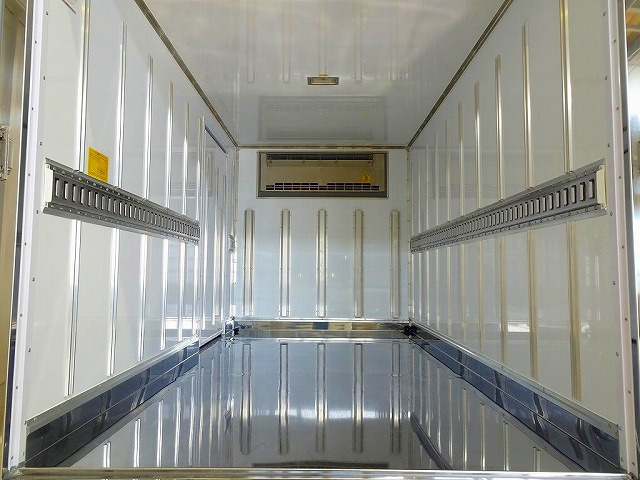 �ב����:301&times;166&times;176 ���X�e�����X ���T�C�h�X���C�h�h�A(159cm/82cm) �X�e�����X�����b�V���O���[��1�i(80cm) ���������O1�� �׎���1�� &plusmn;30�x�ݒ� -14�x�m�F