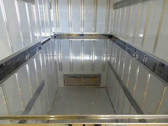 �ב����:301&times;166&times;176 ���X�e�����X ���T�C�h�X���C�h�h�A(159cm/82cm) �X�e�����X�����b�V���O���[��1�i(80cm) ���������O1�� �׎���1�� &plusmn;30�x�ݒ� -14�x�m�F