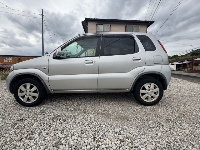 �N���̂��ɂ��Y��ȕ����Ǝv���܂��B