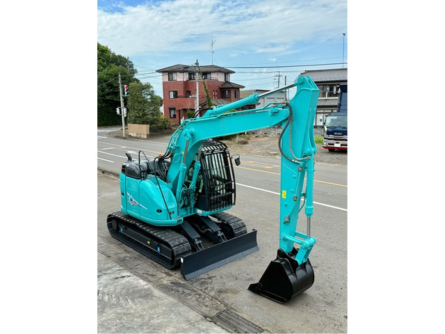 コベルコ油圧ショベル