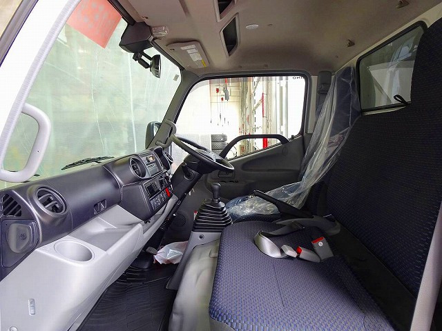 �⓹���i�⏕���u �Ԑ���E�x�񑕒u �Փ˔�Q�y���u���[�L �A�C�h�����O�X�g�b�v �t�H�O�����v �g���N�V�����R���g���[�� �n�C���[�t