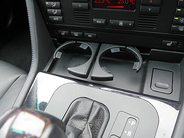 �ǂ�����h�����N�z���_�[�����E�Ƃ��ɂ�����Ƌ@�\���Ă��܂��B