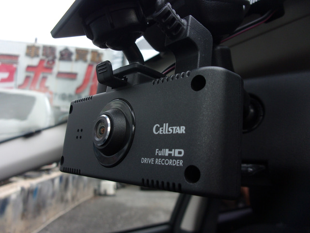 �Z���X�^�[���h���C�u���R�[�_�[�B