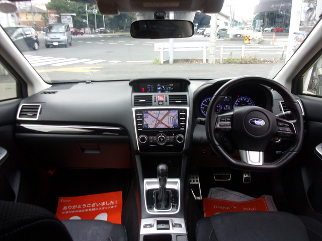 �{�v�����X�e�A�����O�z�C�[���B