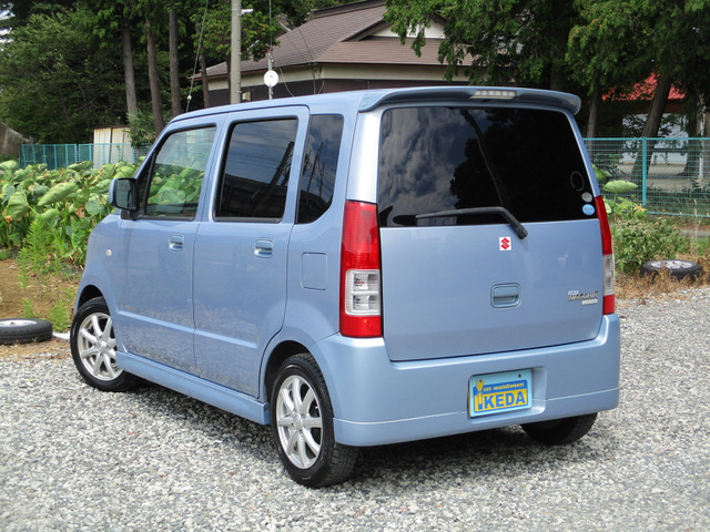 スズキ ワゴンR 2006(H18) 73,500KM。車検はR7/07まで。 スズキ ワゴンR 2006(H18) 73,500KM。車検はR7/07まで。