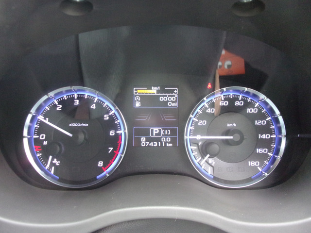 �C���t�H���[�V�����f�B�X�v���C�t�����[�^�[�p�l���B