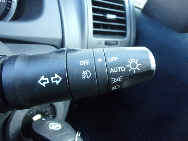 �I�[�g���C�g�R���g���[���t���w�b�h���C�g�B�t�H�O���C�g�t���B