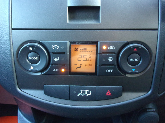 �I�[�g�G�A�R���B