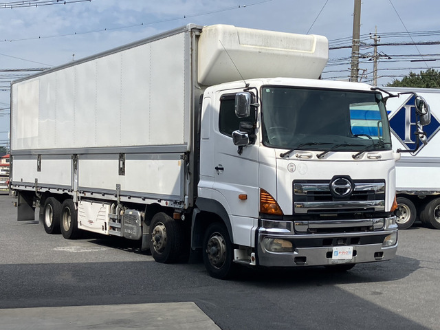 プロフィア冷凍冷蔵車