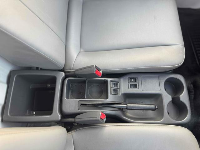 ご覧頂きまして誠に有難うございます!!是非ご来店して頂き、実際にご覧になって頂ければと思います。お客様からのご連絡をスタッフ一同、心よりお待ちしております