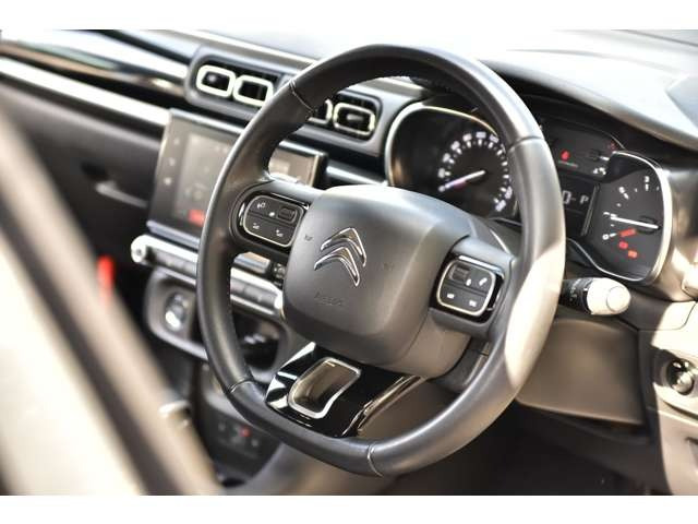 �y���i���Ԃ̂ݍ݌Ɂz���Ђł́A��ɐ��K�f�B�[���[����̃����I�[�i�[�ԁA���ЊǗ����[�U�[����ԁE����ԁA���Ћߗׂ̂��q�l����̒��ڔ���ԁA���ɂđ����]��4.5�_�ȏ�̍��i���ԗ���̔������Ē����Ă���܂��B