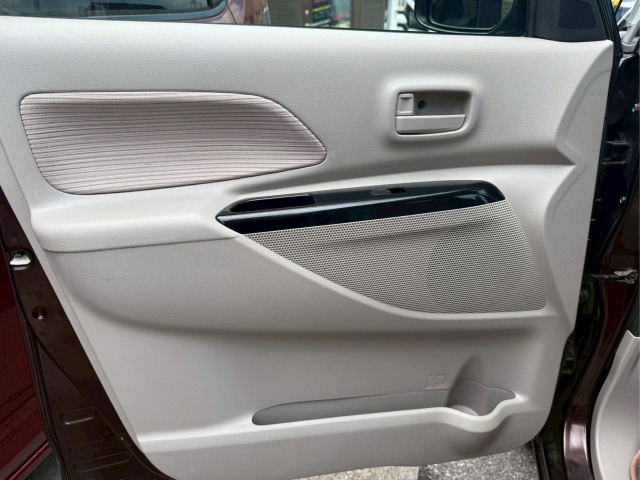 ���X�ł͂��q�l�̂��v�]�ɍ��킹�ēW���ԗ����J�X�^�����鎖���\�ł�!�A���~�z�C�[����ԍ��������C�y�ɂ����k���������܂����S���̔��A�S���[��OK�����������t�����[���E�Œ�120��܂�OK��