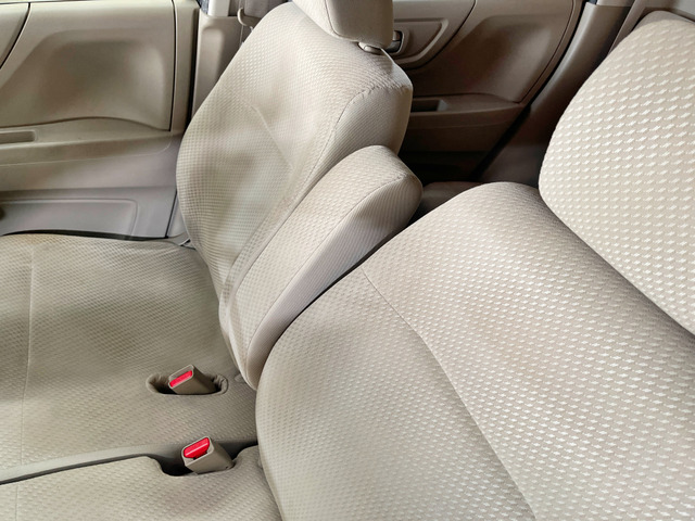 当店は他の格安店とは違い札幌運輸支局(1-3192)認証工場になりますので、しっかりと法定点検後に納車させていただきますのでご安心ください。お客様のご予算に合わせて整備、点検、必要に応じて部品交換を行います