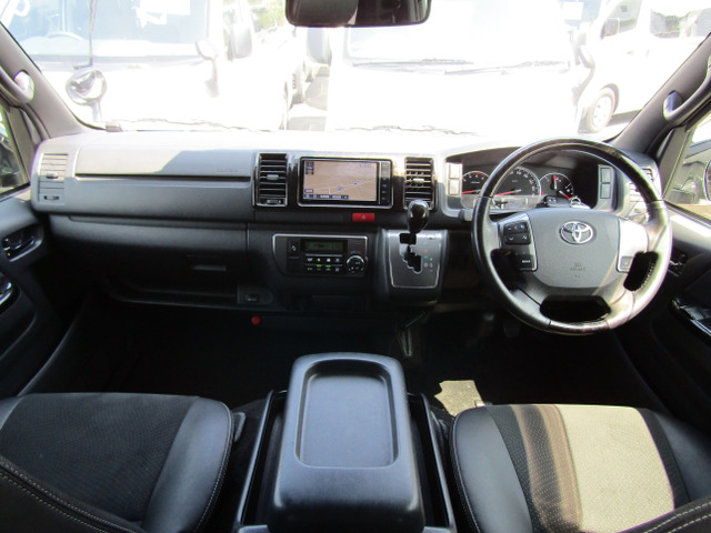 ハイエースバン2.8 スーパーGL ダークプライムII ロング ディーゼル 4WD