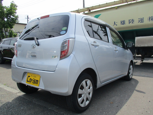 ���[�����S�̑��z�\���̂��Ԃł���