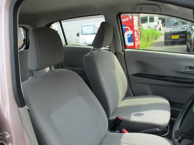 ★ゆったり乗れるフロント席です★